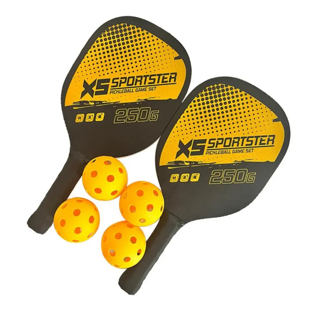 Ensemble de raquettes de pickleball en bois avec 2 raquettes et 4 balles, idéal pour la pratique sportive en extérieur.