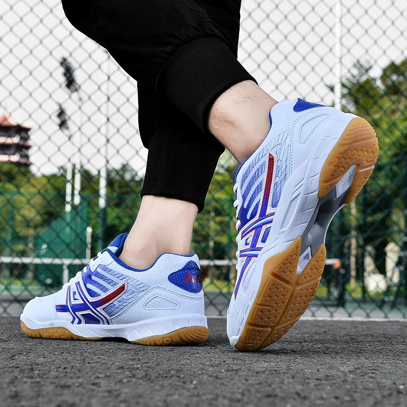 Chaussures de sport pour femmes et hommes, chaussures de badminton professionnelles, chaussures de tennis confortables et respirantes, chaussures de volley-ball amortissantes pour hommes